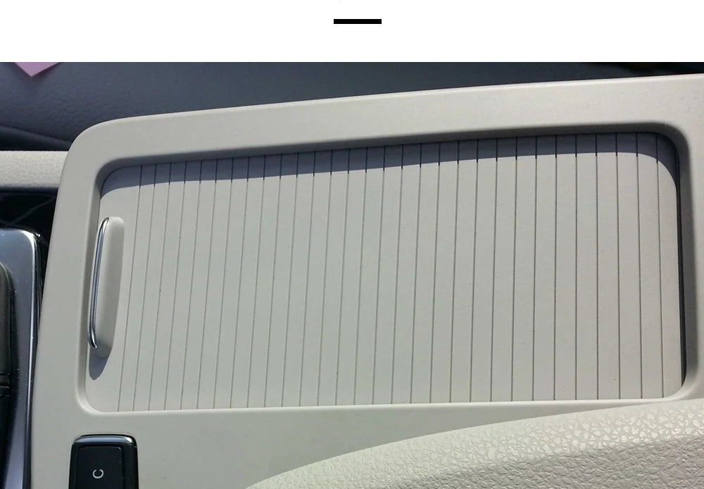 Ролетна щора за централна конзола Mercedes-Benz C-класа W204/S204 и E-класа W212/S212, 2046807607 9051